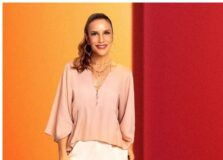 Ivete Sangalo anuncia live de Natal solidária com Divaldo Franco