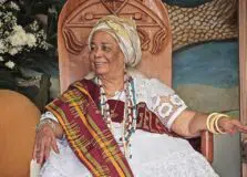 Mãe Carmen do Gantois será homenageada com a Comenda Maria Quitéria