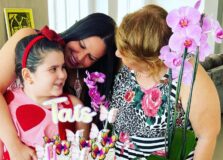 Tais Miranda celebrou aniversário ao lado da família em Salvador