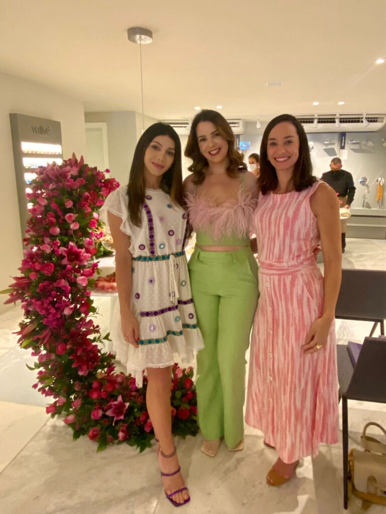 Larissa Medauar, Viviane Rezende e Fernanda Medeiros. Foto: Reprodução.