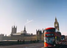 Inglaterra deve acelerar fim de todas as restrições contra a Covid