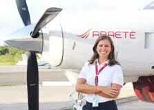 Empresa de aviação dá boas-vindas à pilota Daniela Atta no Dia Internacional da Mulher