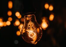 Bandeira tarifária na conta de luz será verde ainda em abril