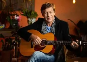 Flávio Venturini traz turnê que celebra 50 anos de carreira a Salvador. Confira!