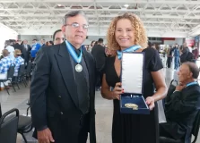 Jornalista baiano recebeu homenagem no aniversário de Brasília