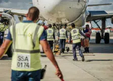Estado de Nervos – Pedintes e informais no Aeroporto de Salvador