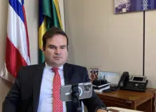 Após votar 94% das vezes a favor do Governo, Cacá Leão diz não ser Bolsonarista