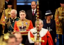 Pela 1ª vez, príncipe Charles substitui rainha Elizabeth na abertura do Parlamento britânico