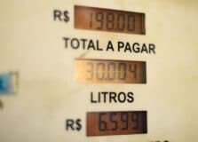 Postos terão duas formas de mostrar preços de combustíveis
