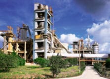 Indústria do cimento reduz emissão de CO2 e projeta neutralidade no setor