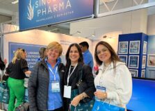Singular Pharma confraterniza com médicos baianos após início de congresso em SP