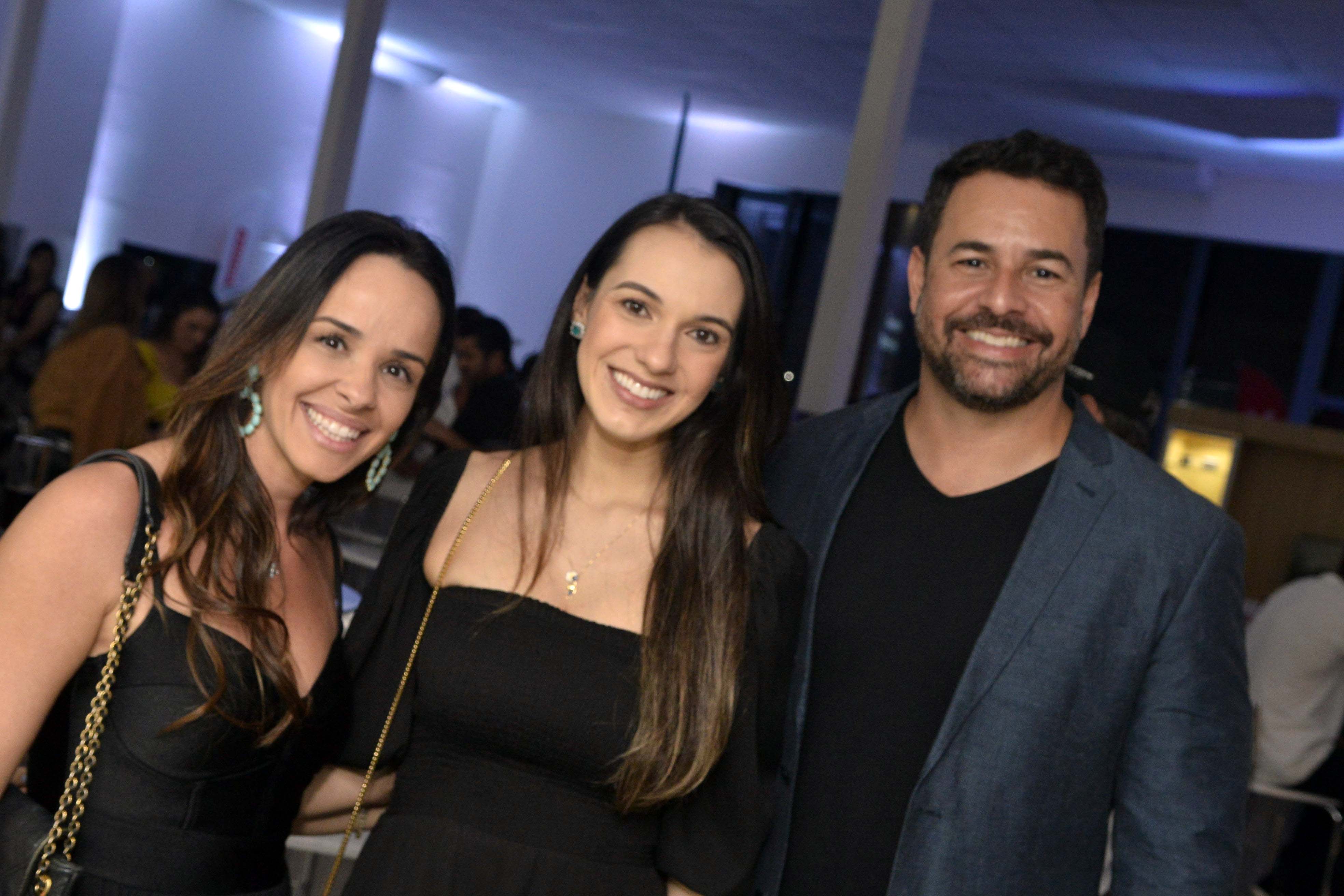 Claudia Pereira, Fernanda Cunha Guedes e Luiz Monteiro.