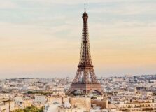 Torre Eiffel está enferrujada e precisa de reforma completa, aponta relatório