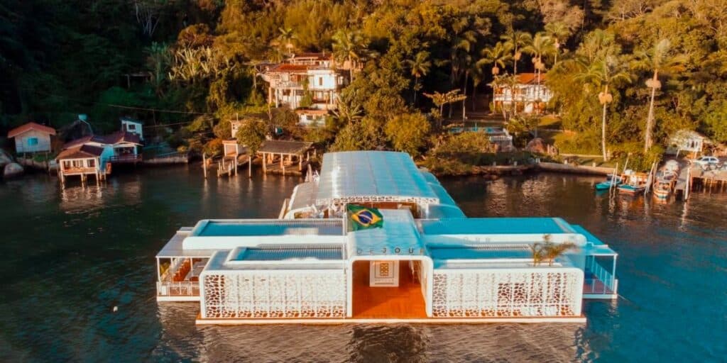 Clube-Flutuante-Anota-Bahia