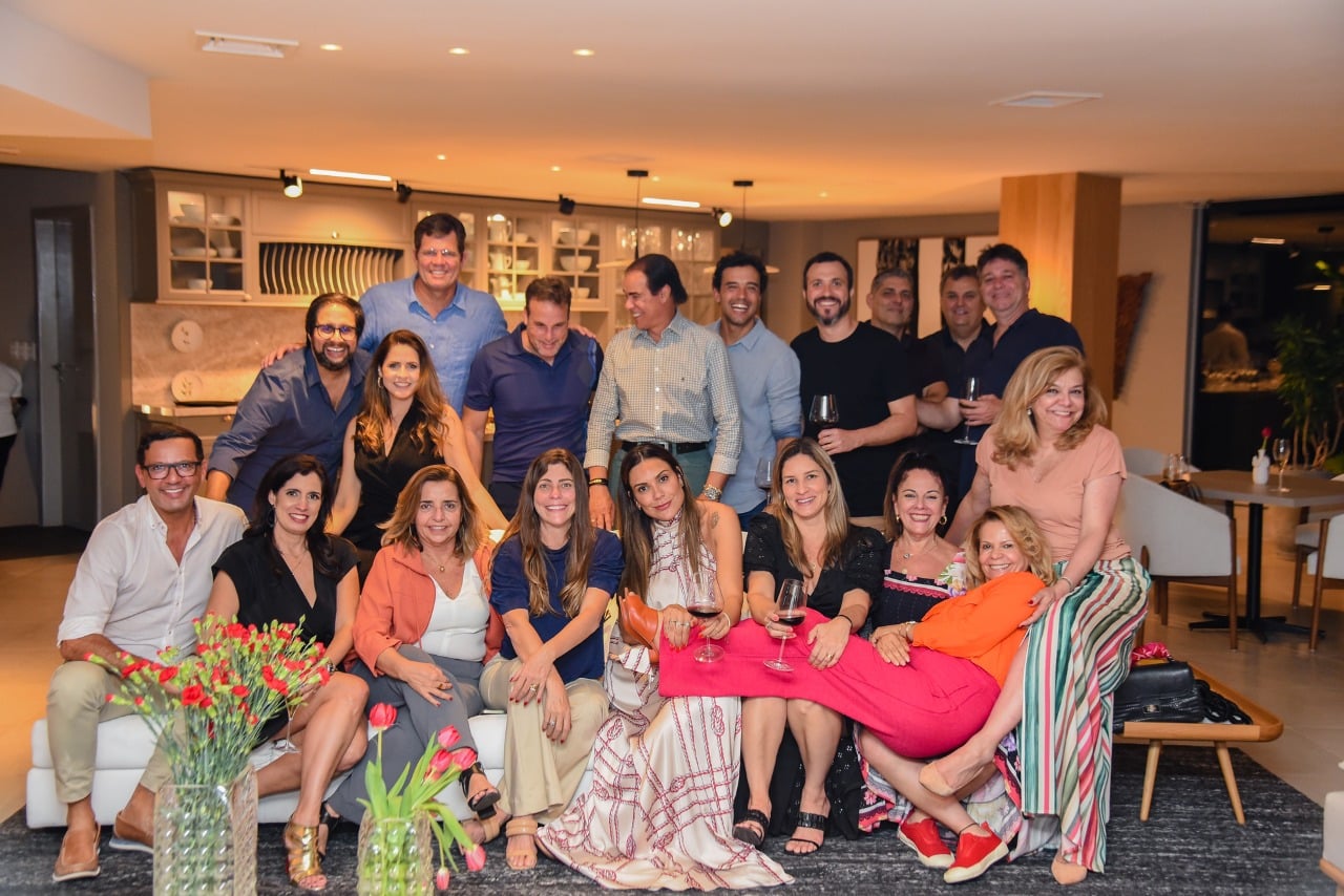 Florense reuniu grupo de arquitetos e lojistas para noite de queijos e ...