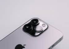 Ministério da Justiça proíbe Apple de vender iPhone sem carregador no Brasil