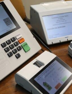 TSE informa que 90% das urnas eletrônicas já estão prontas para as eleições