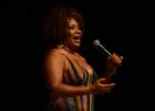 Margareth Menezes comanda Halloween do bloco Os Mascarados