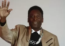 Filha de Pelé confirma internação no hospital