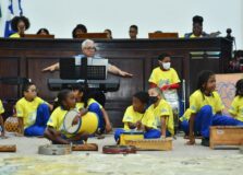 Palacete Tira-Chapéu recebe musical de estudantes da rede pública