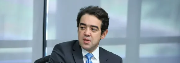 Bruno Dantas renuncia de cargo de ministro do Tribunal de Contas da União