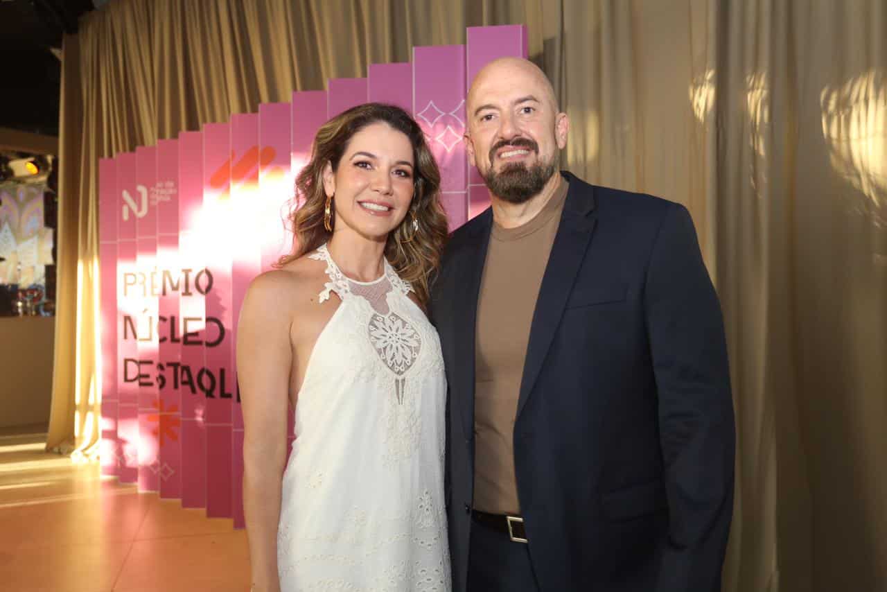 Manuela Andrade  e Maurício Lins