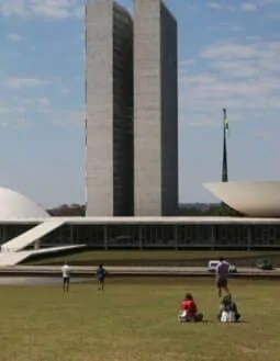 Congresso derruba veto de Lula e PL da Dosimetria é mantida