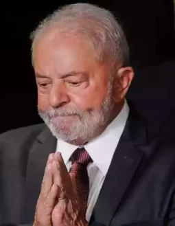 Exames de Lula mostram normalidade