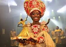 Nova Deusa do Ébano foi eleita na 42ª Noite da Beleza Negra do Ilê Aiyê