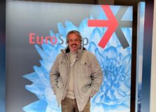 Empresário baiano viaja para Alemanha para ver as novidades no mercado de varejo