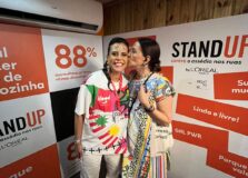 Narcisa Tamborindeguy e mais famosos prestigiam a abertura do Camarote Expresso 2222