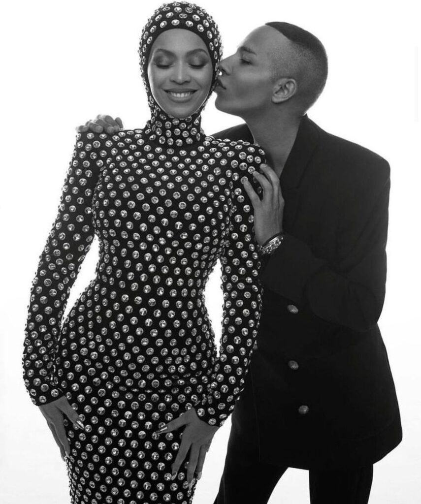 Beyoncé e Olivier Rousteing. Foto: Vogue.
