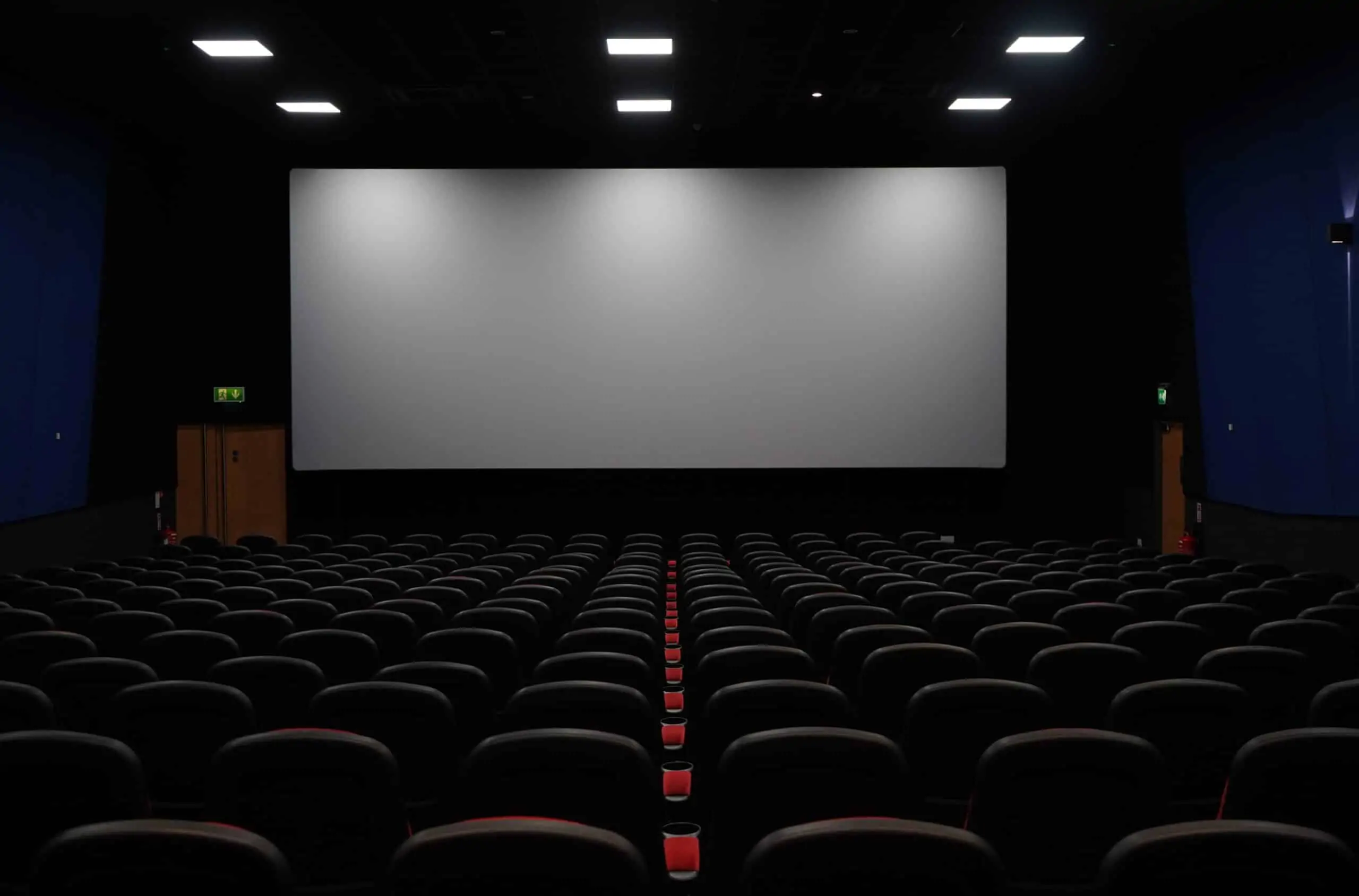 Sala de cinema. Foto: Geoffrey Moffett/Unsplash.