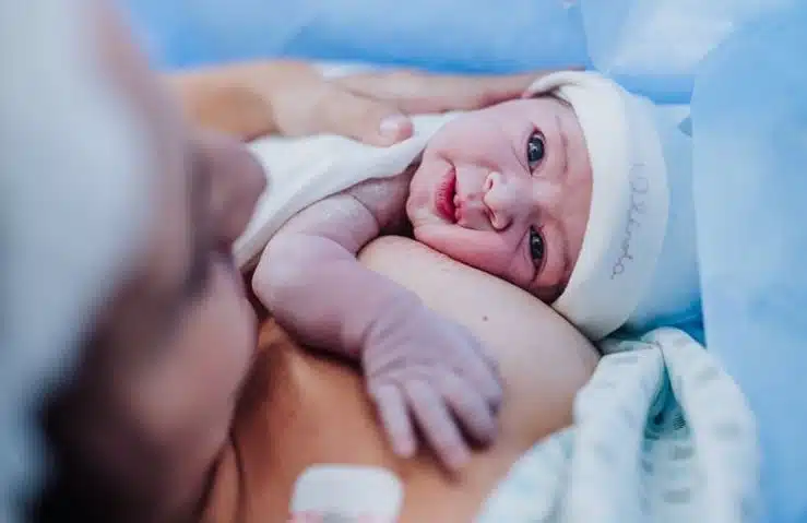 Oli, filha de Laís Kruschewsky e Pedro Dornas. Foto: Reprodução.