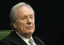 Lewandowski deixa o STF após 17 anos