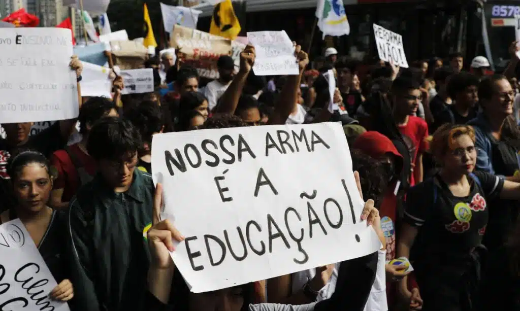 Protesto de estudantes. Foto: Fernando Frazão/Agência Brasil.