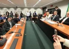 Conselho de Ética da Câmara abre processo contra sete deputados. Veja nomes!