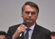 Tribunal retoma julgamento que pode levar à inelegibilidade de Bolsonaro