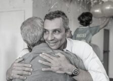 Abilio Diniz relembra morte de João Paulo: “Nenhuma palavra do dicionário é capaz de descrever a dor”