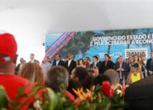 Jerônimo diz que carros elétricos da BYD produzidos na Bahia serão isentos de IPVA