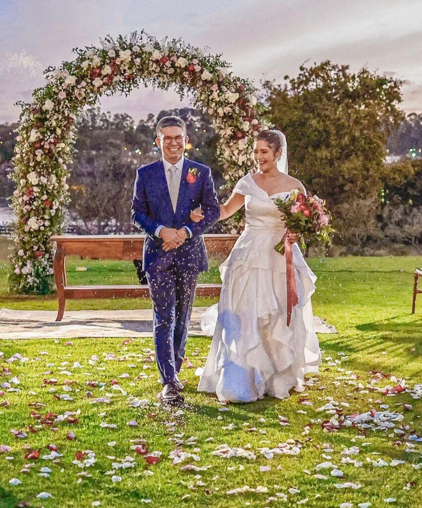 Randolfe Rodrigues e Priscila Barbosa se casam em Brasília