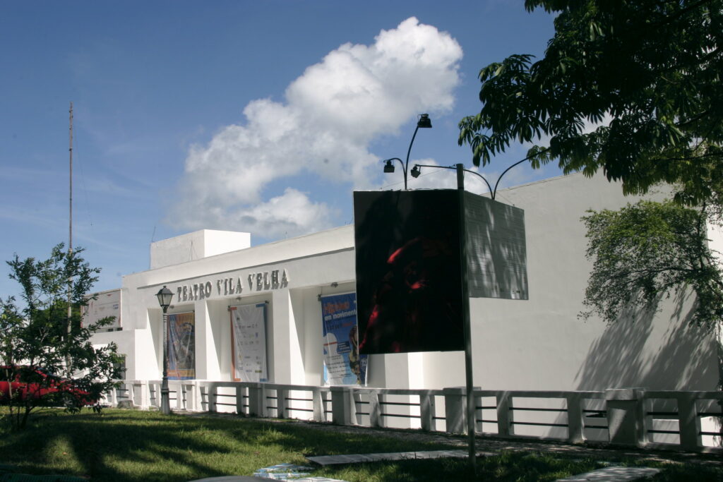Fachada do Teatro Vila Velha em 2012