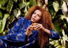 Vanessa da Mata na Concha Acústica do TCA