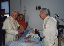 Livro sobre a relação de Santa Dulce com o seu médico será lançado em Salvador