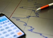 Pesquisa eleva a projeção de expansão da economia em 2024