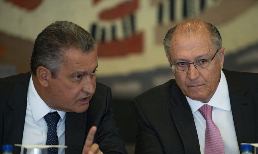 Rui Costa, e o presidente da República em exercício, Geraldo Alckmin