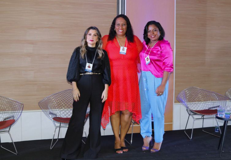 Shirley Pereira, Fabiane Almeida e Elba Braga