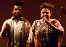 Fabiana Cozza recebe Aloísio Menezes em show em Salvador