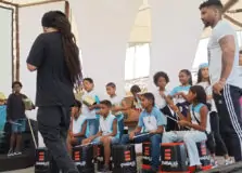 Oficina do TAMAR Cultural transforma materiais recicláveis em instrumentos musicais