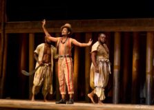 Carlos Eduardo faz sua última apresentação de 2023 no MAM